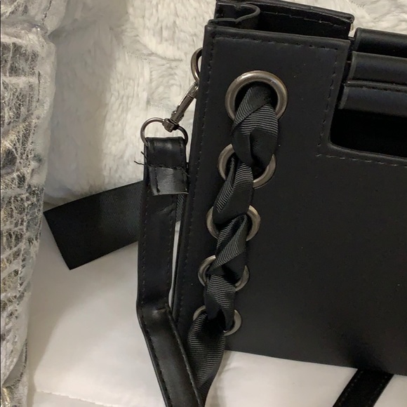 🆕 • LAST ONE •JINGPINPIJU || crossbody bag - Picture 6 of 12